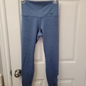 Nike crop leggings
